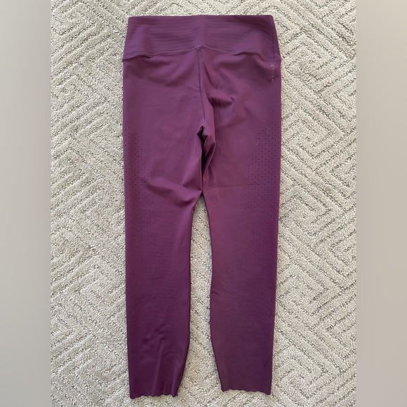 UA Leggings - Picture 2 of 4